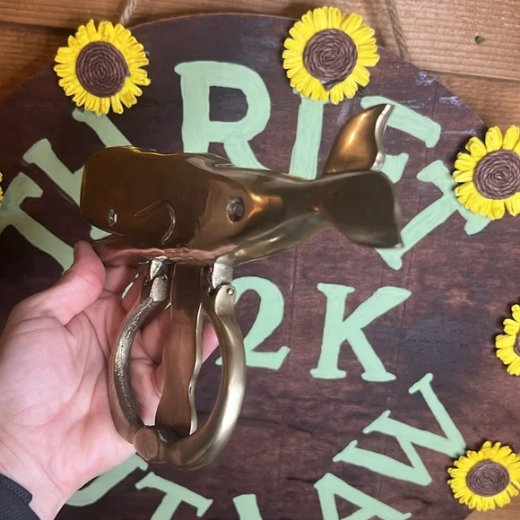 Vintage Brass Whale Door Knocker Outside Decor Home Nautical Sea Fish Ocean MCM - Picture 6 of 7